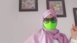 Wanita nasrani putuskan berhijab. (Tiktok/@trisiska_)