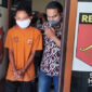 Pria berinisial E (28 tahun) diamankan Polsek Parungkuda setelah gagal maling motor. | Foto: Ilham Fadillah