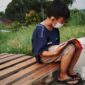 Suasana taman baca di Lapang Desa Cisarua, Nagrak, Sukabumi. | Andika Putra