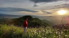 Bukit Karang Numpang Sukabumi. - Istimewa