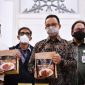 Viktor Laiskodat (kiri) dan Anies Baswedan. l Istimewa

