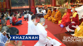 Kebaktian di Vihara Widhi Sakti Kota Sukabumi. l Ade Yosca Baharetha