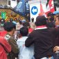Unjuk rasa GMNI di Balai Kota Sukabumi. l Eka Lesmana
