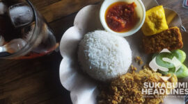 Ayam geprek. l Eka Lesmana
