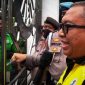 Marwan Hamami di depan para buruh. l Eka Lesmana