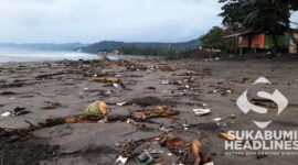 Sampah di Pantai Citepus. l Istimewa
