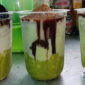 Aneka varian topping minuman alpukat. l Dok. Pribadi
