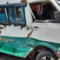 Kerusakan angkot akibat tertabrak Fuso. l Istimewa