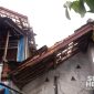 Kondisi rumah warga Kampung Kuta Mekar, Palabuhanratu, rusak. l 
