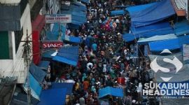 Jl. Kapten Harun Kabir dipenuhi PKL. l Istimewa