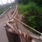 Jalan rusak di Bojonggenteng. l Maya