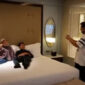 Risma dan Riki honeymoon di hotel mewah. l Tangkapan layar YouTube Baim Paula