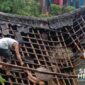 Rumah ambruk di Palabuhanratu. l Istimewa
