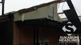 Atap rumah warga Sundawenang rusak. l Istimewa
