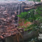 Rumah ambruk di Bantargadung. l Istimewa