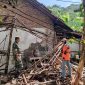 Rumah ambruk di Citepus. l Istimewa
