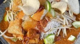 Menu ketoprak. l Istimewa