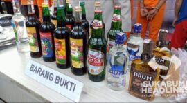 Barang bukti miras diamankan polisi. l Istimewa