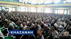 Para siswa Setukpa Lemdikpol melaksanakan shalat di Masjid Raya Al Muttaqin. l Ichwan Nightwish
