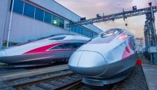 Kereta Cepat Jakarta-Bandung. l KCIC