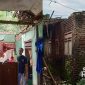 Rumah ambruk. l Istimewa