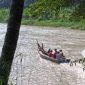 Pencarian korban terseret Sungai Cimandiri. l Istimewa