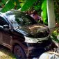 Toyota Avanza tabrak tiang listrik. l Istimewa