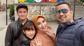 Keluarga Sultan Djorghi dan Annisa Trihapsari. l Istimewa
