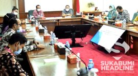Jajaran rektorat Universitas Nusa Putra bersama pimpinan PT Sucofindo. l Istimewa