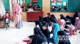 Nelly Maulany saat KBM di SD Negeri Cigelang. l Istimewa 
