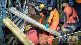 Evakuasi korban longsor di Cidahu Sukabumi. l Istimewa