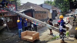 Tiang listrik di Palabuhanratu roboh. l Istimewa