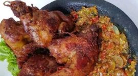 Menu Bebek Goreng Sambal Terasi. l Istimewa 