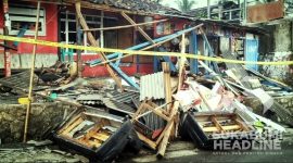 Rumah terduga pelaku penusukan perangkat desa di Nyalindung dirusak massa. l Istimewa 
