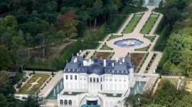 Chateau Louis XIV. l Istimewa