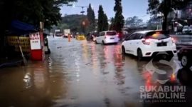 Banjir di Jl. Lingkar Selatan Kota Sukabumi. l Dasep Puji