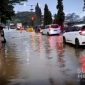 Banjir di Jl. Lingkar Selatan Kota Sukabumi. l Dasep Puji
