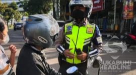 Pelanggar ditegur petugas Operasi Zebra Lodaya 2022. l Istimewa