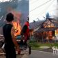 Rumah terbakar di Nyalindung. l Deni Rusmayadi
