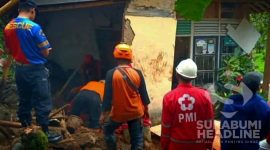 Bencana longsor di Kadudampit. l PMI