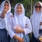 Seragam sekolah salah satu SMA di Sukabumi. l Bagea Awi Dan Heni