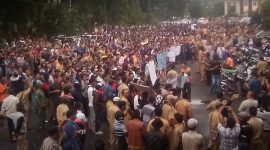 Aksi unjuk rasa kepala desa. l Istimewa