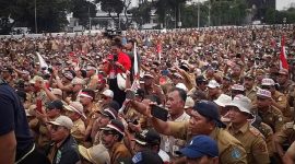 Demo kepala desa (kades) di Gedung DPR RI, Jakarta. l Istimewa