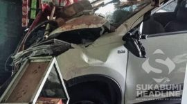 Mobil minibus tabrak warung di Jampang Kulon, Kabupaten Sukabumi. l Istimewa
