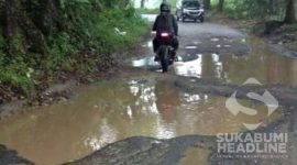 Jalan rusak ruas Bojonggenteng - Kalapanunggal. l Istimewa