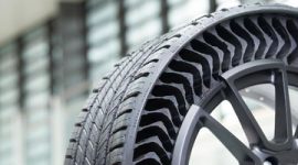 Ban tanpa angin Michelin Uptis. l Michelin