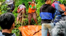 Tim SAR Gabungan mengevakuasi korban dari Jurang Panenjoan. l Istimewa