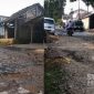 Kondisi jalan rusak di Sukalarang, Kabupaten Sukabumi 3 tahun lalu. l Istimewa