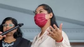Loh Siew Hong, wanita Hindu di Malaysia mengajukan gugatan ke pengadilan setelah ketiga anaknya masuk Islam tanpa izinnnya. l MalayMail