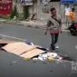 Korban lakalantas maut di Cicurug ditutup kardus. l Istimewa